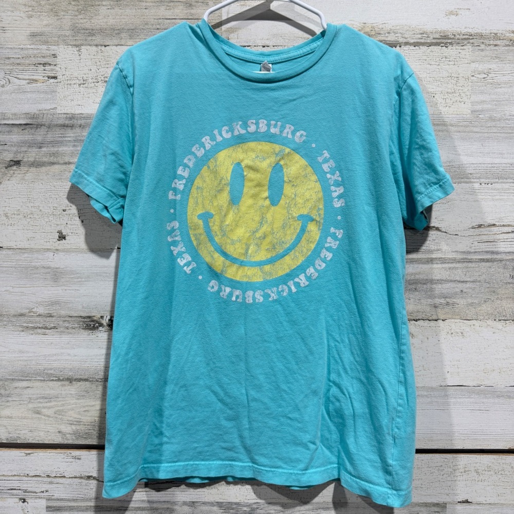 Live and Tell Graphic Tee Women Medium Blue Fredericksburg TX Smiley Face GUC